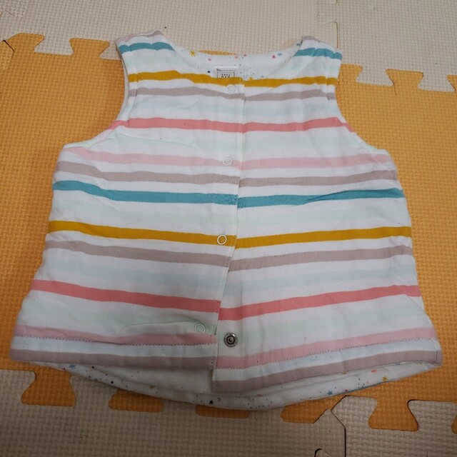 babyGAP(ベビーギャップ)のベビー ギャップ GAP ベスト キッズ/ベビー/マタニティのベビー服(~85cm)(その他)の商品写真