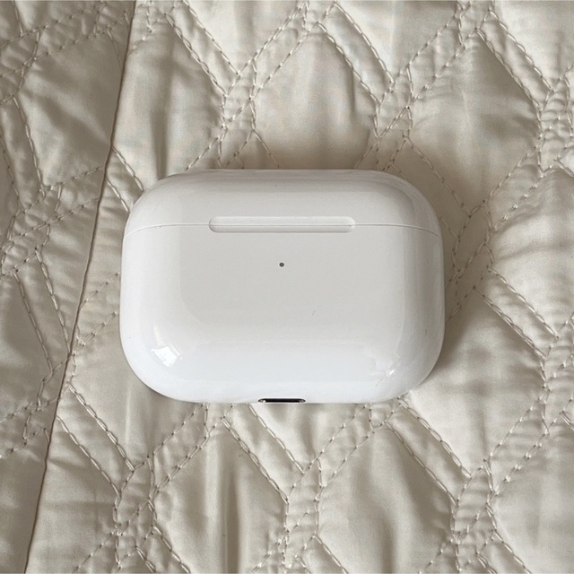 AirPods Pro ケースのみヘッドフォン/イヤフォン