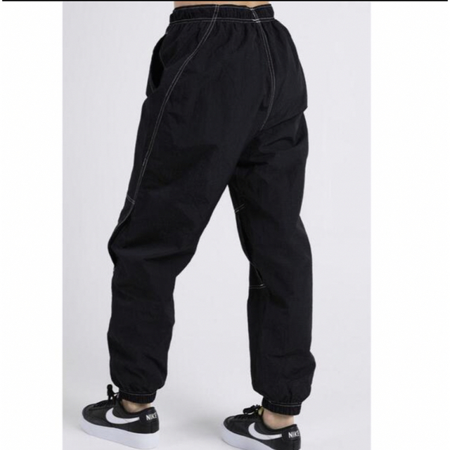 特別ページ NIKE ナイキ スウッシュ レペル ジョガーパンツ ナイロンパンツ