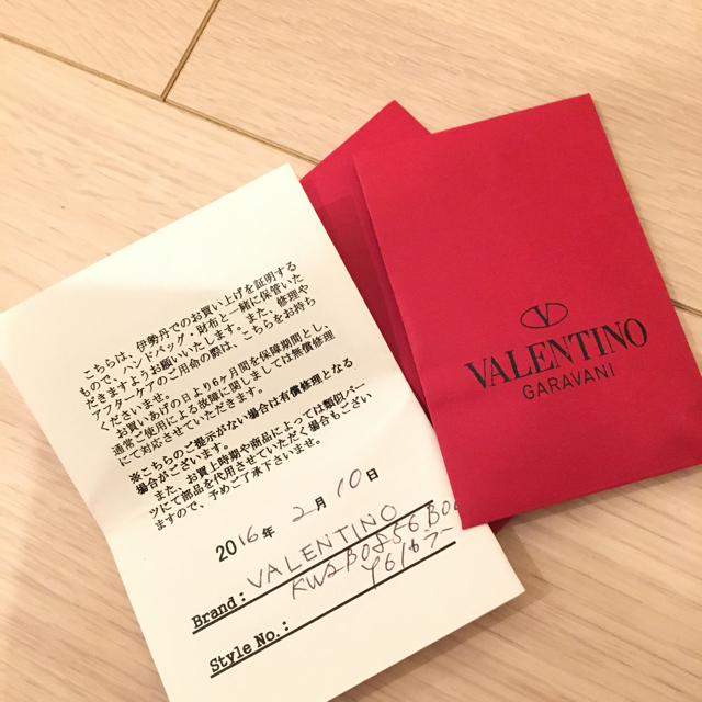 VALENTINO(ヴァレンティノ)の正規‼︎ヴァレンティノ♡ロックスタッズ バッグ レディースのバッグ(ハンドバッグ)の商品写真