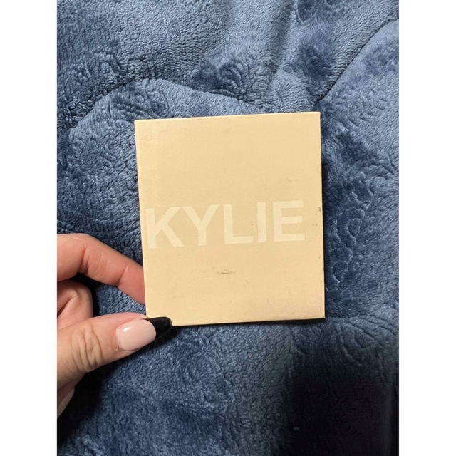 Kylie Cosmetics(カイリーコスメティックス)の新年 SALE🌟 KYLIE ハイライト コスメ/美容のベースメイク/化粧品(フェイスカラー)の商品写真