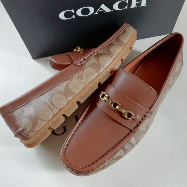 COACH(コーチ)の正規店購入★コーチ★シグネチャーレザーサイズ有り★ローファーC8832★箱付き メンズの靴/シューズ(ドレス/ビジネス)の商品写真