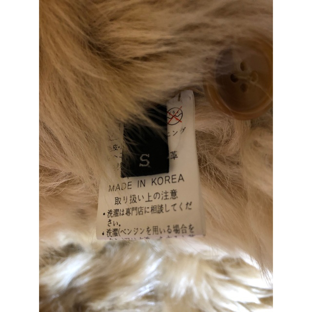 毛皮　リアルムートンコート　S〜M羊毛　ブラウンベージュ レディースのジャケット/アウター(ムートンコート)の商品写真