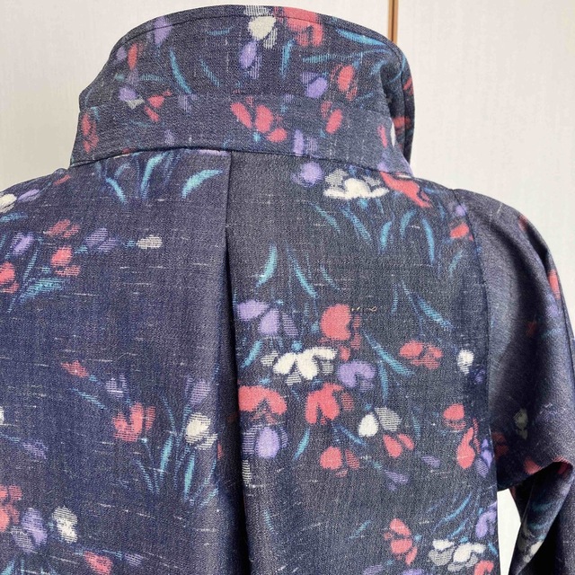 ウール　スプリングコート　トップス　コート　リメイク　ハンドメイド レディースのジャケット/アウター(スプリングコート)の商品写真