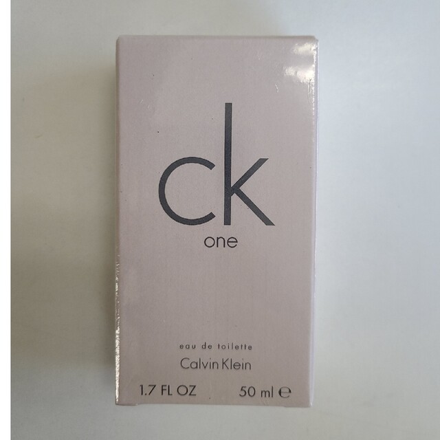 Calvin Klein(カルバンクライン)の新品未開封☆CALVIN KLEINカルバンクラインシーケーワン　50ml コスメ/美容の香水(香水(男性用))の商品写真