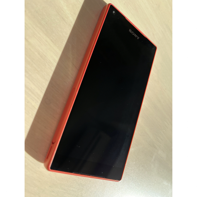 Xperia Z5 Compact Coral 32 GB docomo