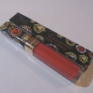 ドルチェアンドガッバーナビューティ(DOLCE & GABBANA BEAUTY)のドルチェ＆ガッバーナ シャイニッシモハイシャインリップラッカー  ピンク 140(口紅)