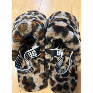 アグ(UGG)のUGG 豹柄ボアサンダル　専用(サンダル)