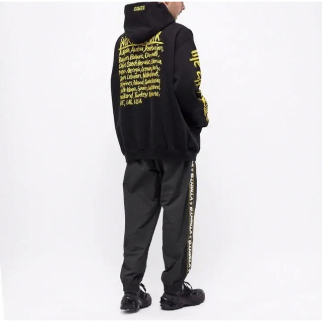 VETEMENTS WORLD TOUR パーカー 美品 【人気沸騰】 16380円引き e-gaio