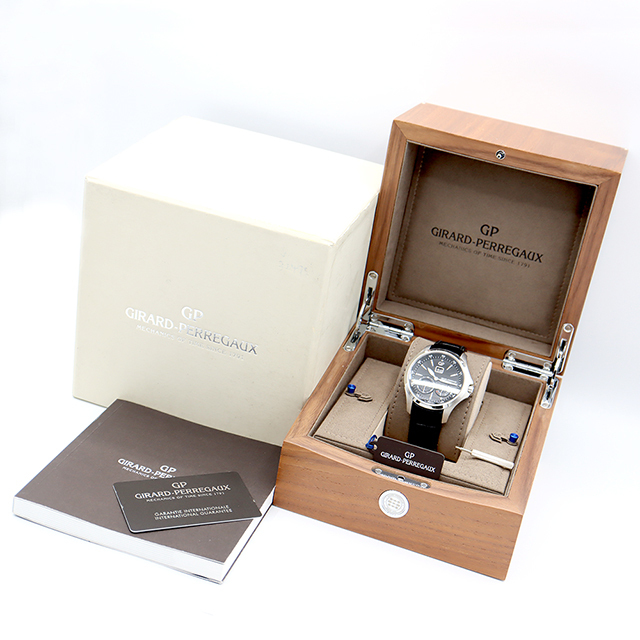 内部点検済 GIRARD PERREGAUX ジラールペルゴ トラベラー 49650-11-631-BB6A ムーンフェイズ ラージデイト パワーリザーブ 黒 ブラック SS ステンレス 純正ベルト 純正尾錠 メンズ 自動巻き GP【6ヶ月保証】【腕時計】