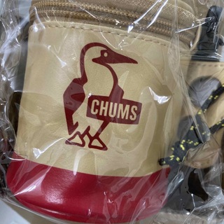 チャムス(CHUMS)の十六茶 チャムス キャンパーマグ型ポーチ 赤　レッド(日用品/生活雑貨)