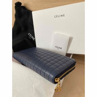 セリーヌ(celine)の【CELINE】Cチャーム ジップアラウンド長財布 QUILTED(財布)