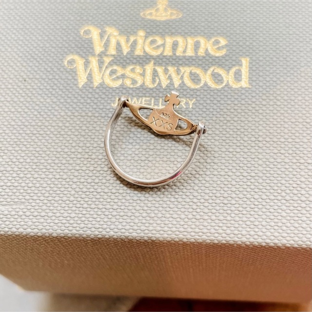 Vivienne Westwood(ヴィヴィアンウエストウッド)の美品VivienneWestwood オーブ/旧ヴァンドームリング レディースのアクセサリー(リング(指輪))の商品写真