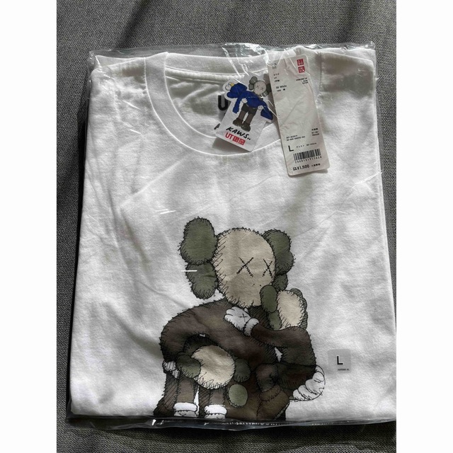 UNIQLO(ユニクロ)のUNIQLO ×KAWS UT ユニクロ×カウズ  メンズのトップス(Tシャツ/カットソー(半袖/袖なし))の商品写真