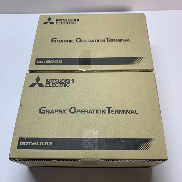 激安/新作 GT2105-QTBDS 三菱電機 タッチパネル 新品未開封