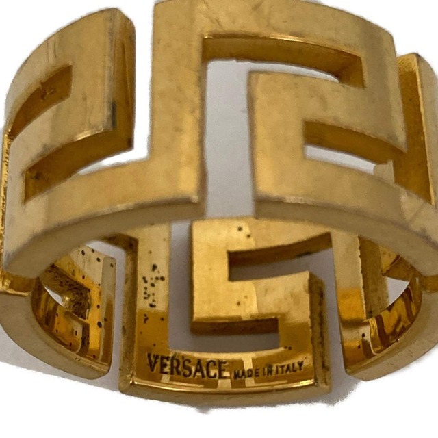 VERSACE(ヴェルサーチ)の□□VERSACE ベルサーチ 指輪 メデューサ グリークリング　17号くらい ゴールド レディースのアクセサリー(リング(指輪))の商品写真
