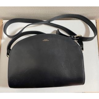APC アーペーセー ハーフムーン ネイビー レザー 本革 ショルダー