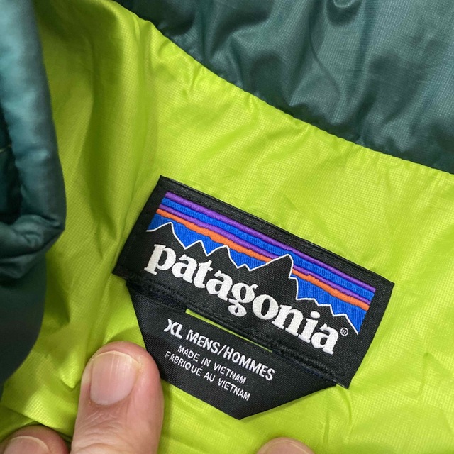 patagonia(パタゴニア)のパタゴニア　ナノ　パフ　プルオーバー　プリマロフト　L グリーン メンズのジャケット/アウター(ダウンジャケット)の商品写真