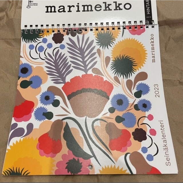 marimekko(マリメッコ)のフィンランド限定 マリメッコ カレンダー 2023 インテリア/住まい/日用品の文房具(カレンダー/スケジュール)の商品写真