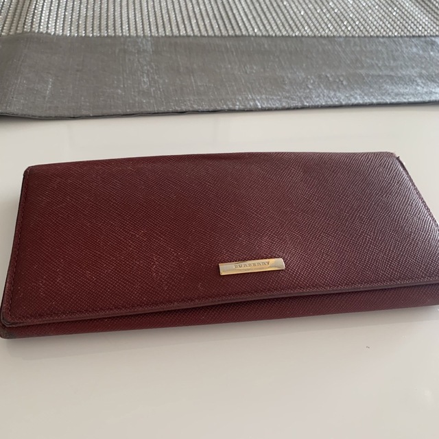 バーバリー 赤 ボルドー 長財布 お財布 レディース レザー