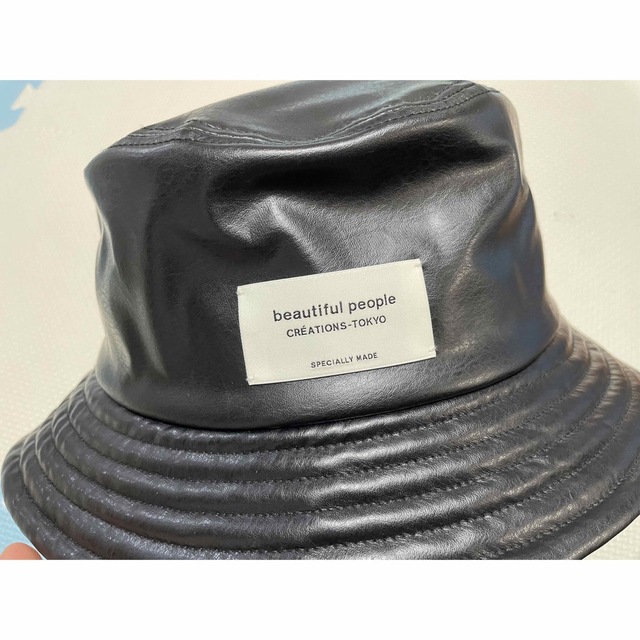 beautiful people(ビューティフルピープル)のビューティフルピープル　エコレザーハット(値下げ中です) レディースの帽子(ハット)の商品写真