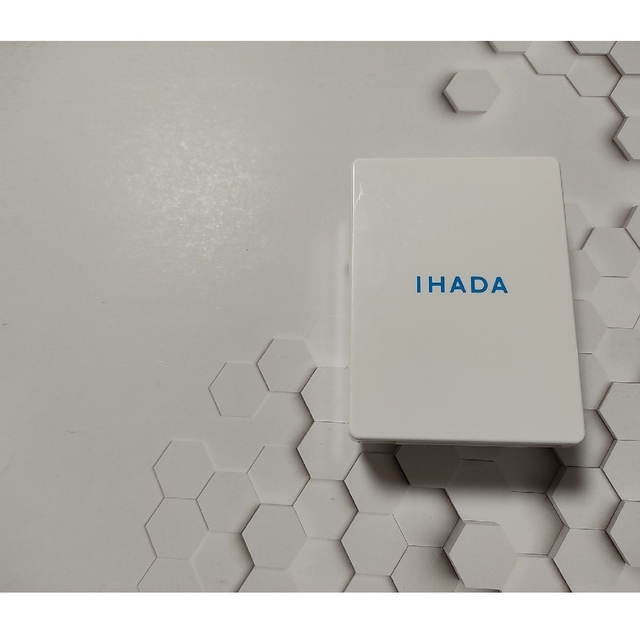 IHADA(イハダ)のIHADA　薬用フェイスプロテクトパウダー（医薬部外品） コスメ/美容のベースメイク/化粧品(フェイスパウダー)の商品写真