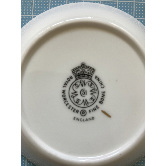 Royal Worcester(ロイヤルウースター)のロイアルウースター　ヴァイオレット　小皿 インテリア/住まい/日用品のキッチン/食器(食器)の商品写真