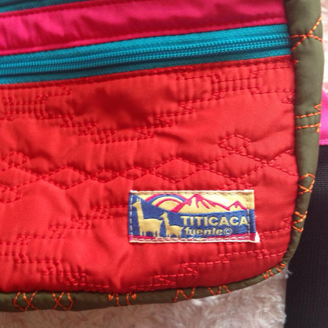 titicaca(チチカカ)のチチカカ ウエストポーチ レディースのバッグ(ボディバッグ/ウエストポーチ)の商品写真