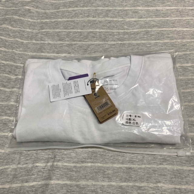 patagonia(パタゴニア)のPatagonia Tシャツ 長袖 P-6LOGO ホワイト XL メンズのトップス(Tシャツ/カットソー(七分/長袖))の商品写真