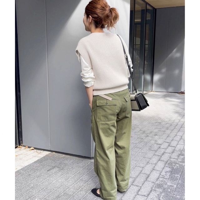 Spick and Span パールボタン畦ニットベスト ホワイト