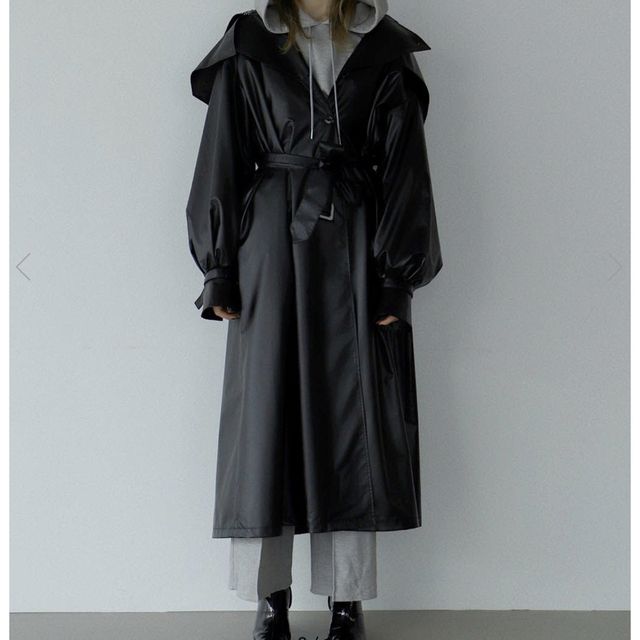 meltthelady  wing collar trench coat