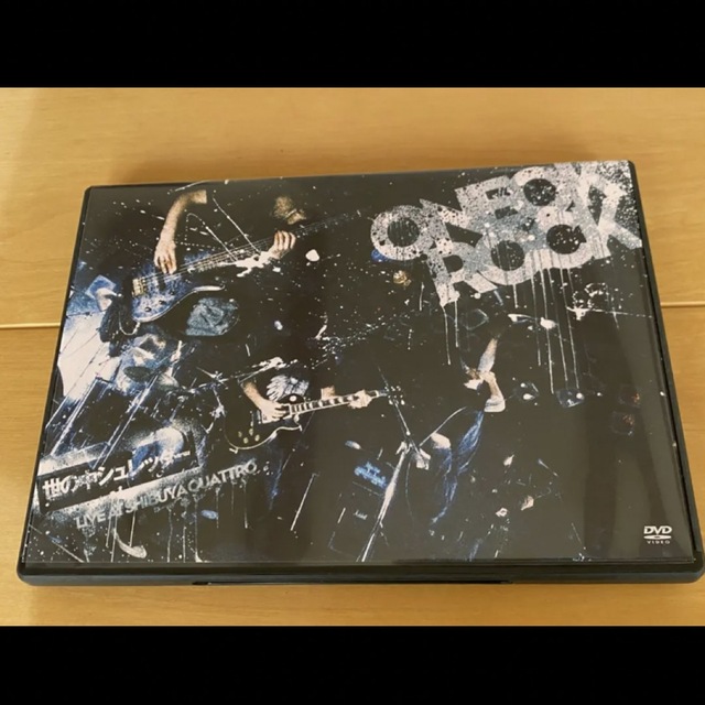 ONE OK ROCK(ワンオクロック)のONE OK ROCK/世の中シュレッダー　ワンオク　2007 DVD エンタメ/ホビーのDVD/ブルーレイ(ミュージック)の商品写真