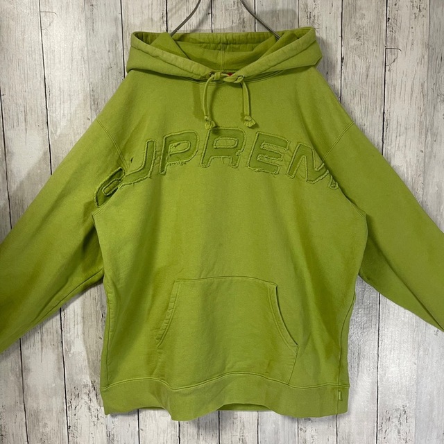 supreme シュプリーム パーカー XL 刺繍ロゴ ビックロゴ supreme シュプリーム パーカー XL 刺繍ロゴ ビックロゴ