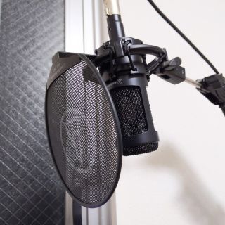 オーディオテクニカ(audio-technica)のAT2035 ポップガード・マイクケーブル付き コンデンサーマイク(マイク)