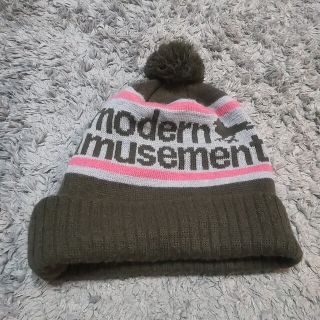 モダンアミューズメント(Modern Amusement)のModern　Amusement ボンボンニット帽　ぼんぼり付き　ニットキャップ(ニット帽/ビーニー)