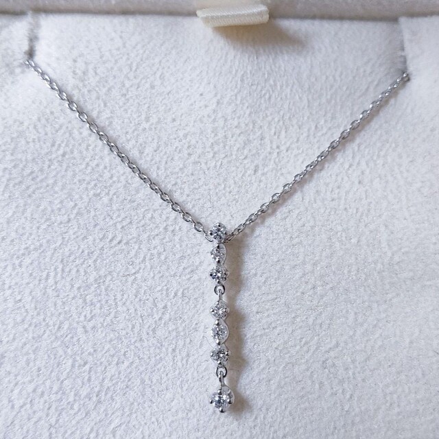 スタージュエリー ダイヤモンド ネックレス K18WG 0.10ct 2.1g スタージュエリー ダイヤモンド ネックレス K18WG 0.10ct 2.1g