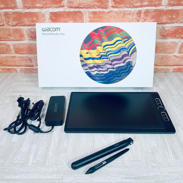 最安 Wacom - Wacom MobileStudio Pro 13 DTH-W1320L/K0 タブレット