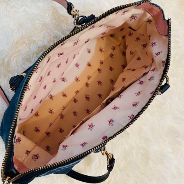 COACH(コーチ)のCOACH✳︎ショルダーバッグ デニム 2way エマ レザー 花柄 ピンク レディースのバッグ(ショルダーバッグ)の商品写真