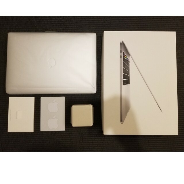 APPLE MacBook Pro MLW82J/A CORE i7 16,38 【70％OFF】