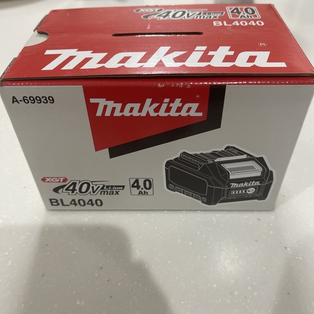 Makita(マキタ)のマキタ40vバッテリー4ah スポーツ/アウトドアの自転車(工具/メンテナンス)の商品写真