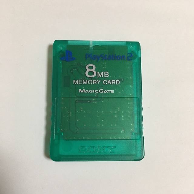 プレステ2 メモリーカード8MB 緑色グリーン エンタメ/ホビーのゲームソフト/ゲーム機本体(その他)の商品写真