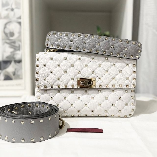 いラインアップ 美品☆ ヴァレンティノ ロックスタッズ スパイク