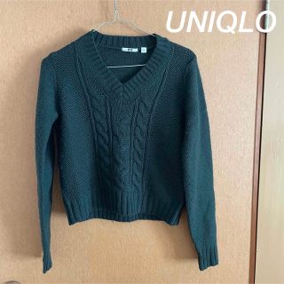 ユニクロ(UNIQLO)のUNIQLO(ユニクロ)グリーンニット (ニット/セーター)