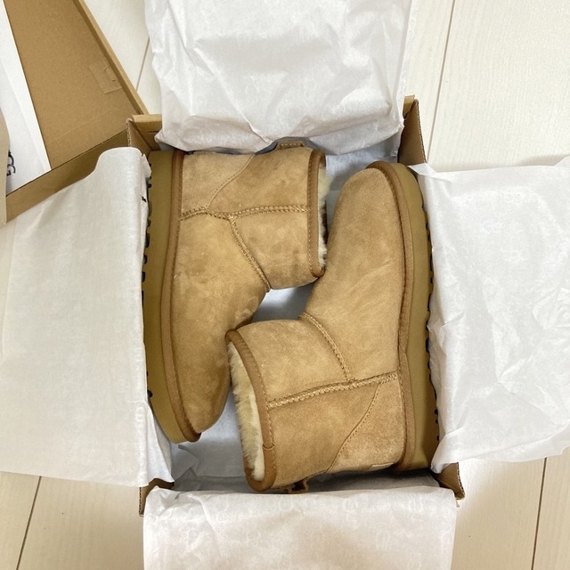 UGG 新品　未使用　23cm