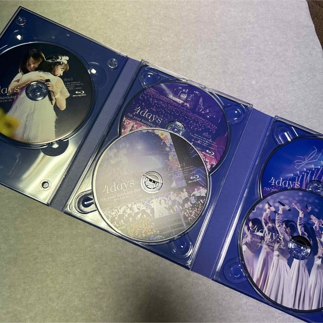 乃木坂46(ノギザカフォーティーシックス)の7th　YEAR　BIRTHDAY　LIVE（完全生産限定盤） Blu-ray エンタメ/ホビーのDVD/ブルーレイ(アイドル)の商品写真