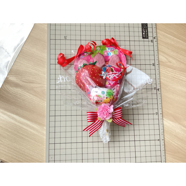 1番人気!苺風船付お菓子ブーケ♡3個 プチギフト 結婚式 発表会 1番人気!苺風船付お菓子ブーケ♡3個 プチギフト 結婚式 発表会