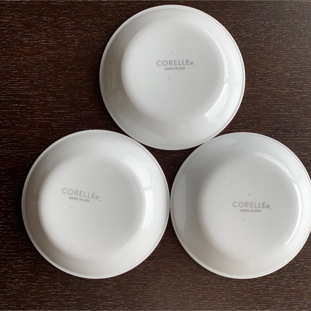 CORELLE(コレール)のコレール　サラダボウル(ドラマ使用商品♡)　２枚　小皿3枚　計5枚　週末セール インテリア/住まい/日用品のキッチン/食器(食器)の商品写真