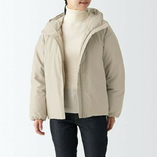 ムジルシリョウヒン(MUJI (無印良品))の◆新品◆無印良品 再生ポリエステル水を弾くダウンジャケット／ライトベージュ／Ｍ(ダウンジャケット)