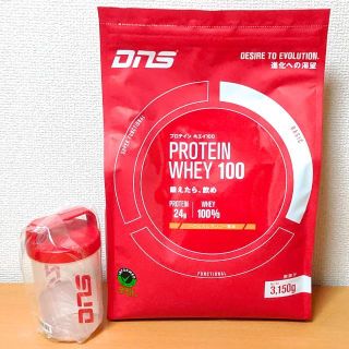 ディーエヌエス(DNS)のDNS プロテイン ホエイ100 トロピカルマンゴー風味 3150g+シェイカー(プロテイン)