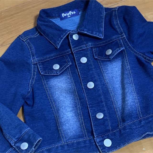 デニム風　ジャケット　キッズ　ベビー　90  キッズ/ベビー/マタニティのキッズ服女の子用(90cm~)(ジャケット/上着)の商品写真